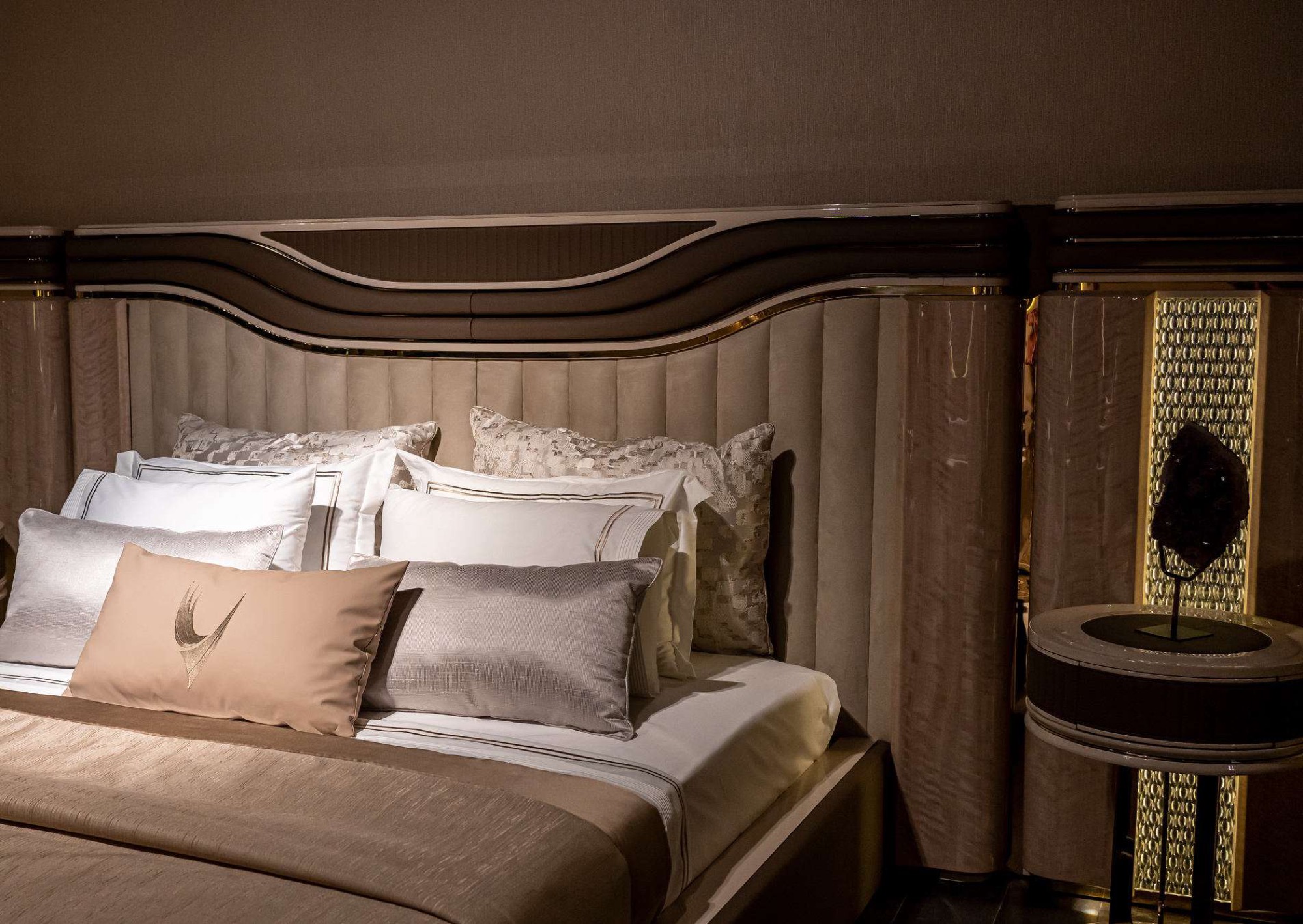 Кровать Gavino Bed